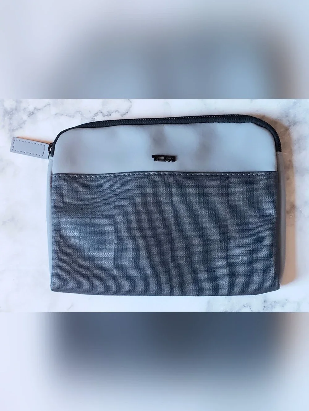 NEW Tumi Delta Airline One Amenity Kit Grey Toiletry Empty